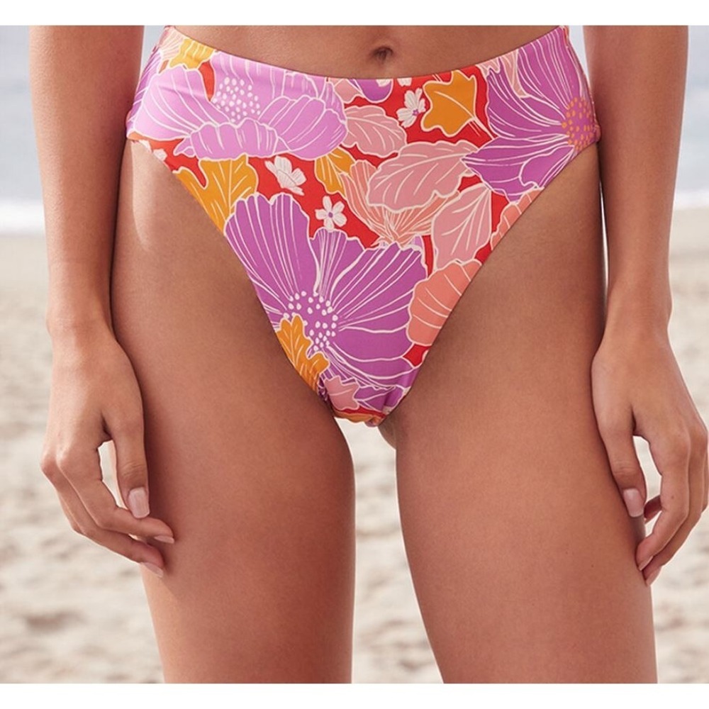 Roxy Bell Bottom Blooms High Waisted Bikini Bottom in Lilac Multi XSmall